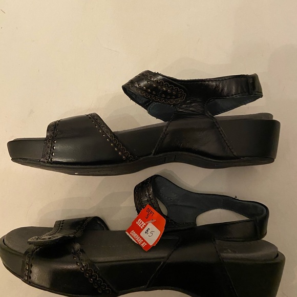 black leather velcro sandals